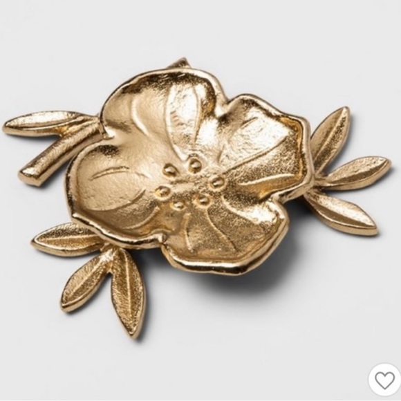 Opalhouse. Gold Flower Jewelry Dish. 1 of 2 - Picture 3 of 3